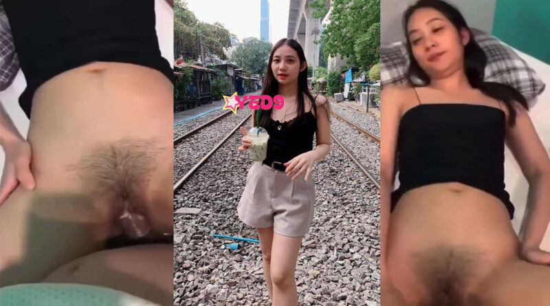 คลิปเย็ดคาชุด สาวออฟฟิตมาฝึกงานวันแรกพาไปรับน้องที่ห้องสักหน่อย หุ่นดีเสียดายนมเล็ดไปหน่อยแต่เวลาโดนควยเสียบหีครางเสียวเด็ดมาก